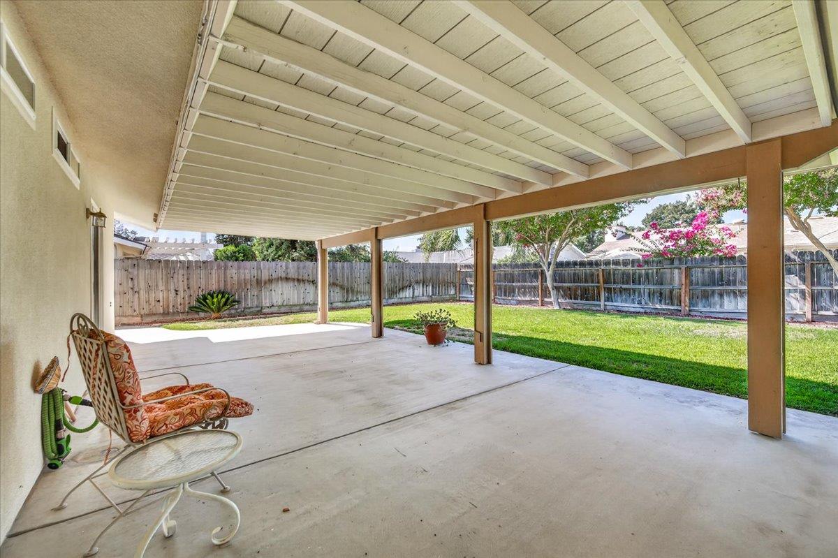 56 Burl Ave, Clovis, CA 93611
