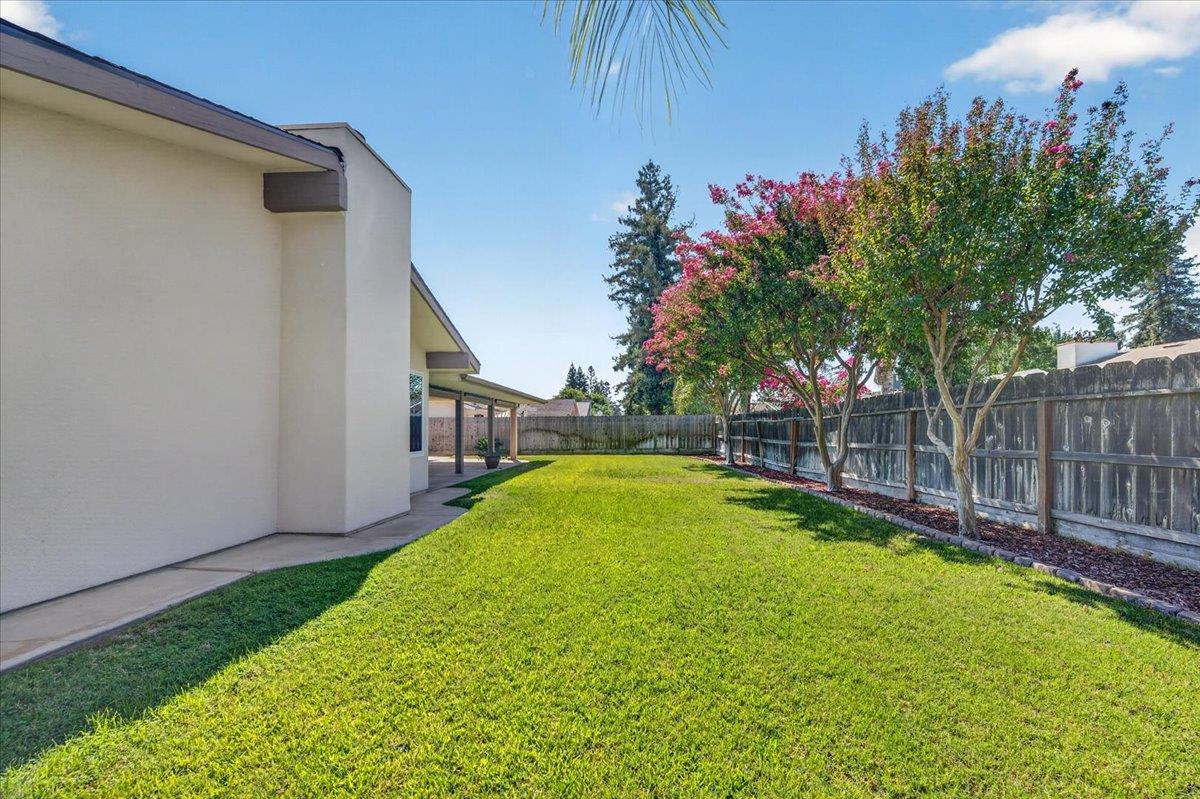 56 Burl Ave, Clovis, CA 93611
