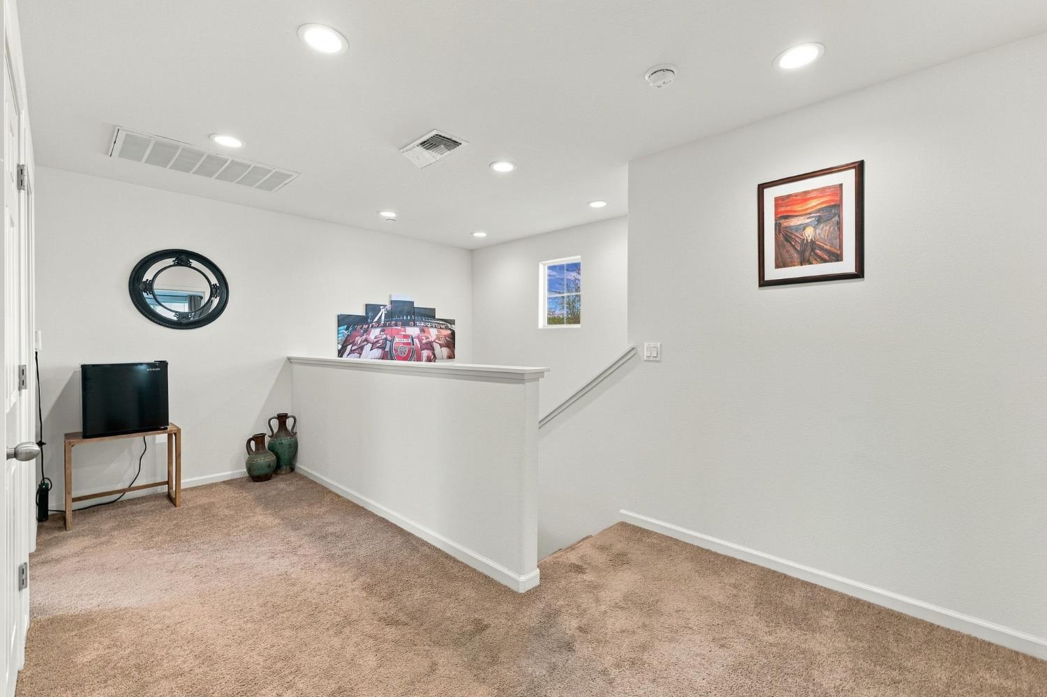 7099 N Shiraz Ave, Fresno, CA 93722