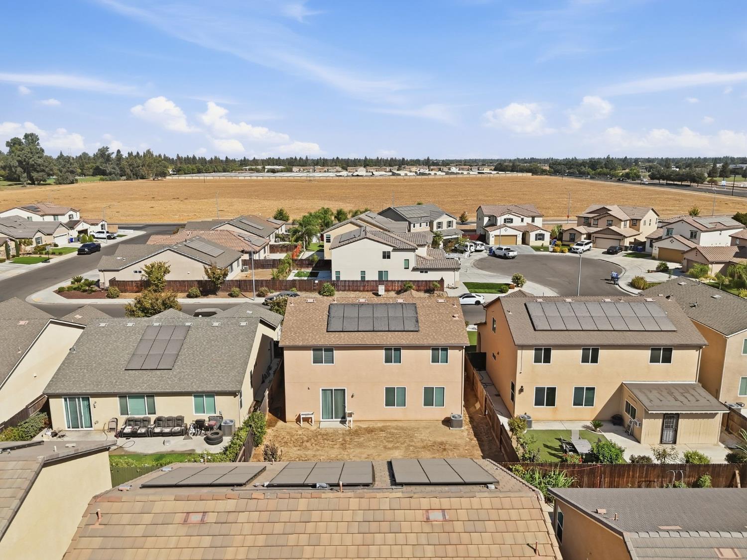 7099 N Shiraz Ave, Fresno, CA 93722