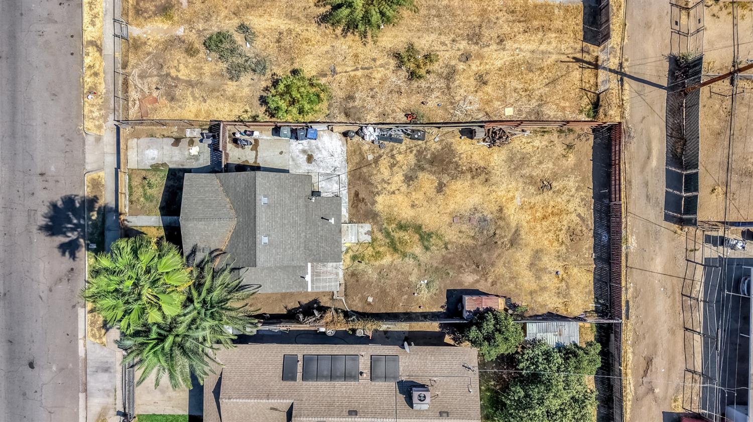 2258 E Clay Ave, Fresno, CA 93701