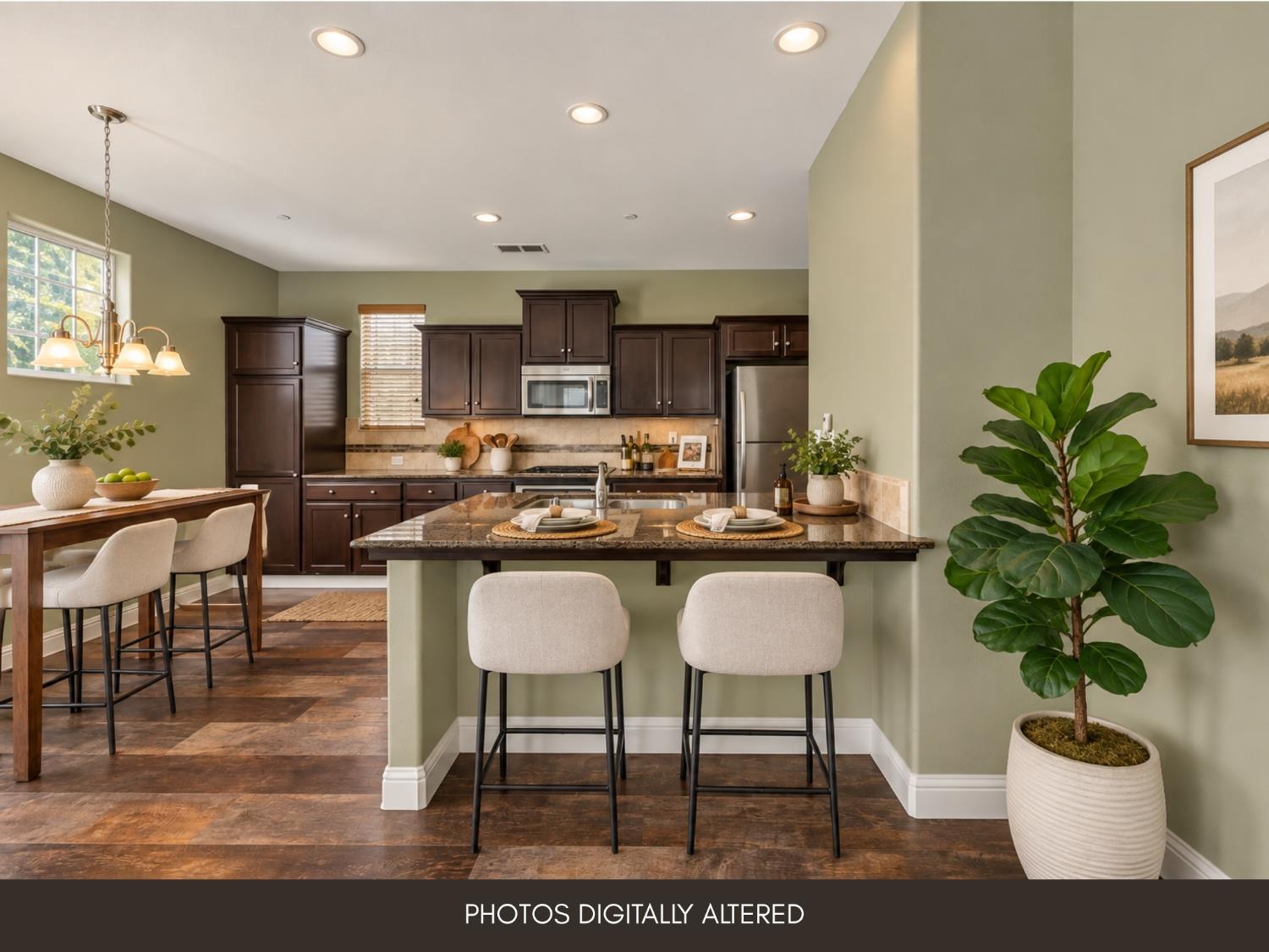 7003 N Harmony Dr, Fresno, CA 93711
