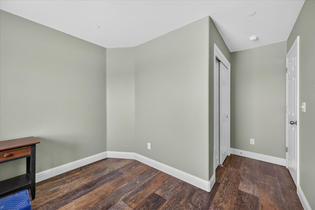 7003 N Harmony Dr, Fresno, CA 93711