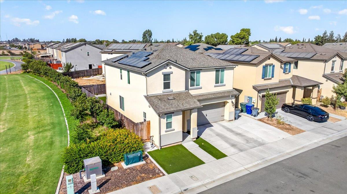 6050 W Swift Ave, Fresno, CA 93723