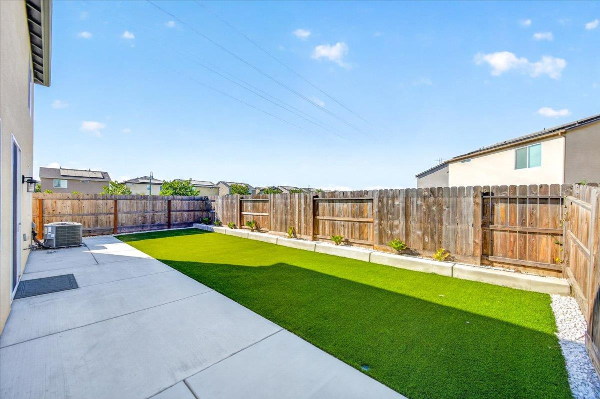 6050 W Swift Ave, Fresno, CA 93723