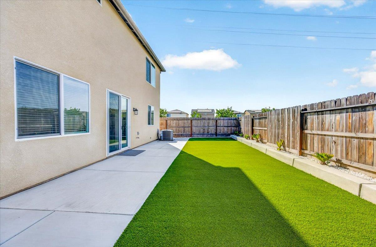 6050 W Swift Ave, Fresno, CA 93723