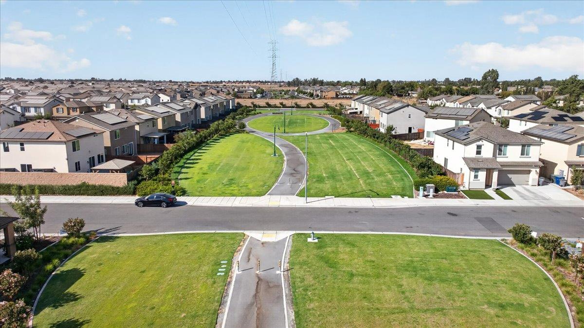 6050 W Swift Ave, Fresno, CA 93723