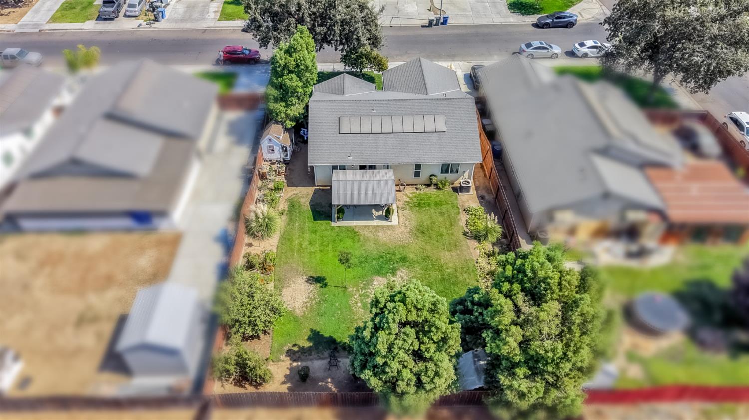 2374 S Sabre Ave, Fresno, CA 93727