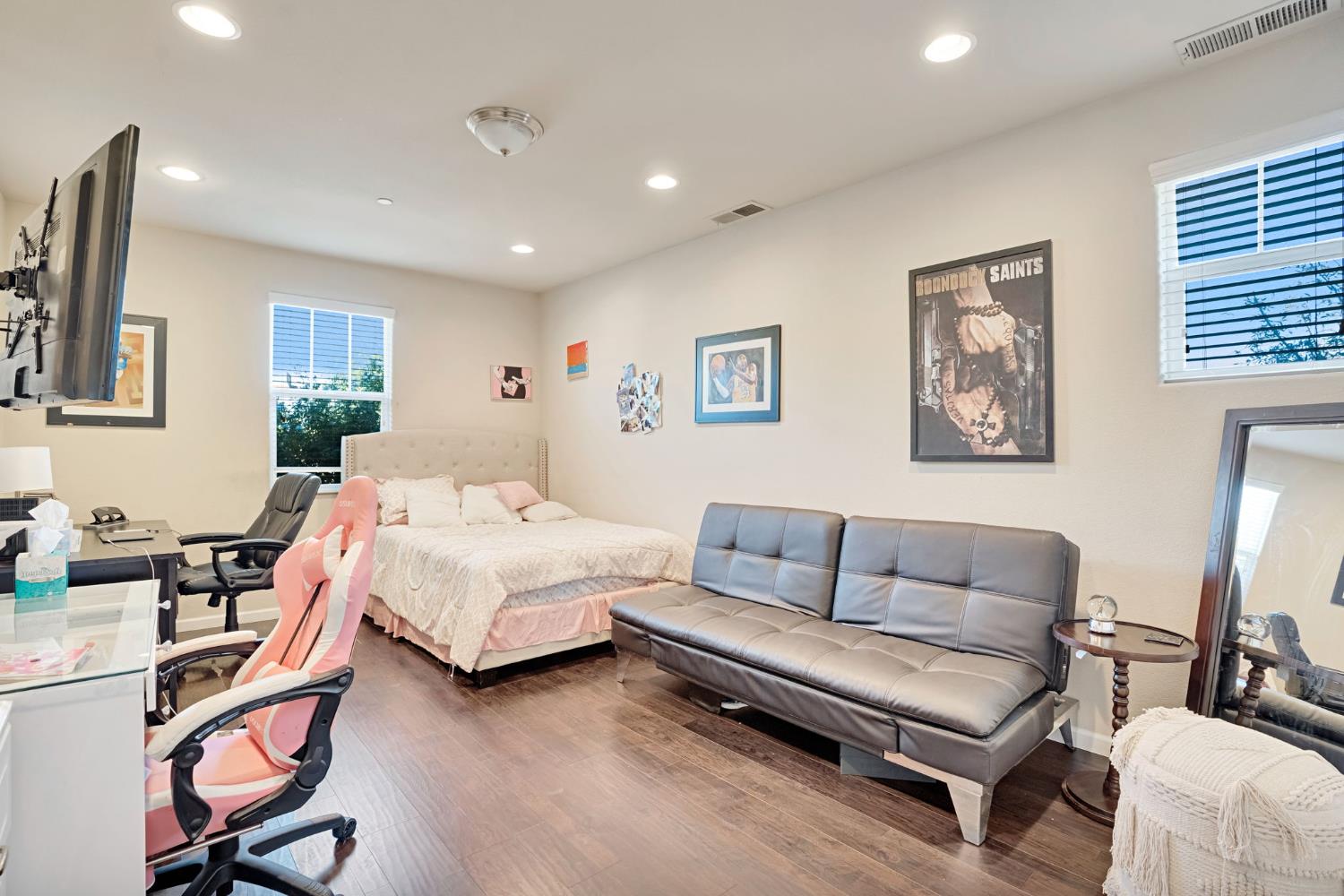 3507 Carmelita Ave, Clovis, CA 93619