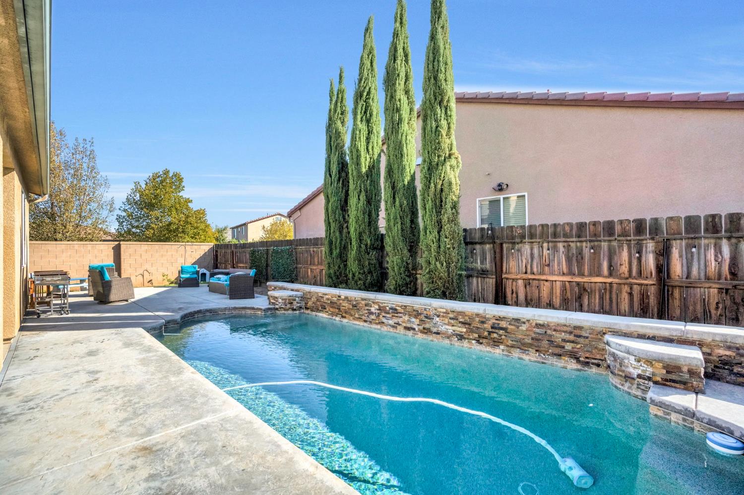 3507 Carmelita Ave, Clovis, CA 93619
