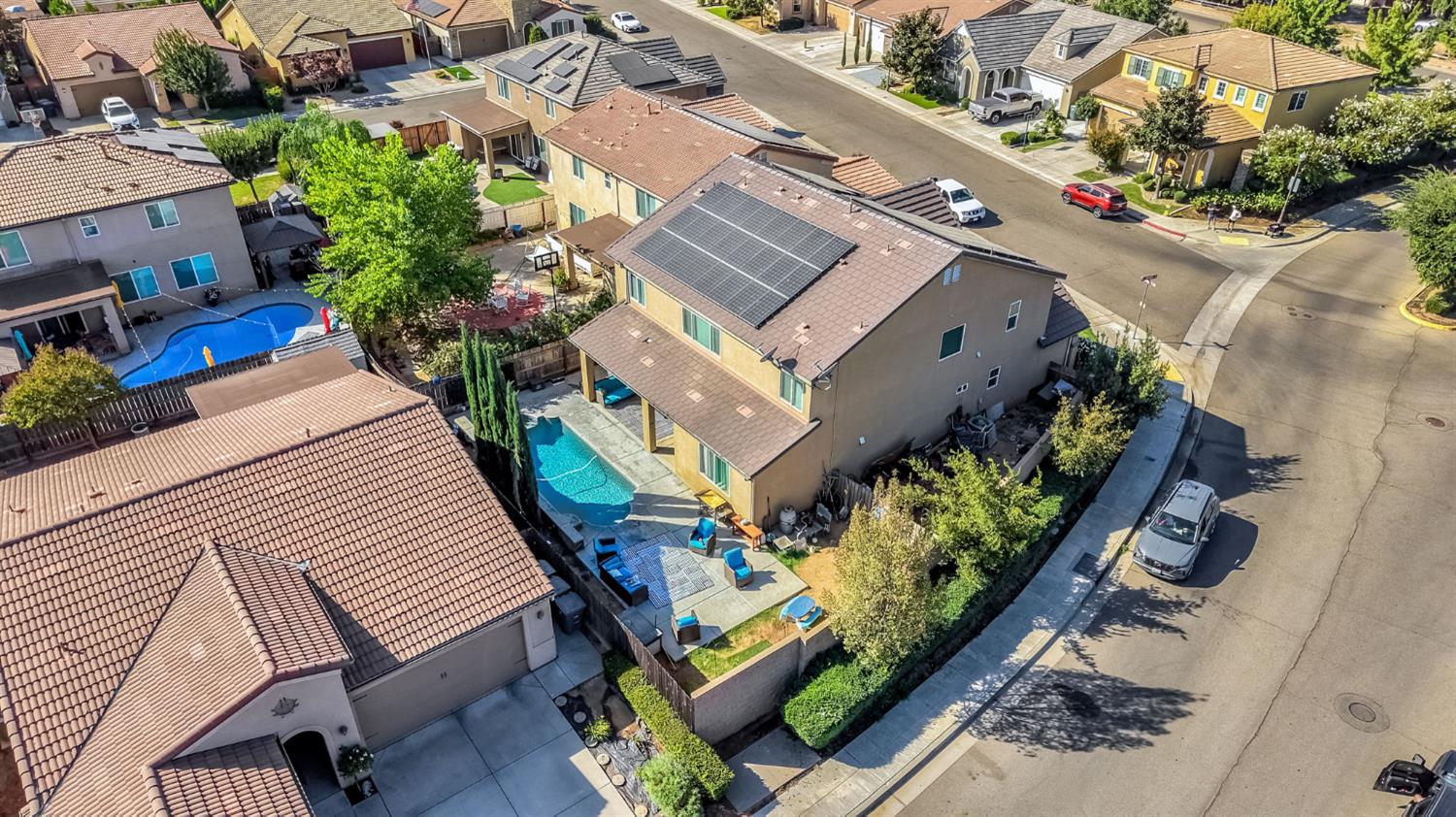 3507 Carmelita Ave, Clovis, CA 93619