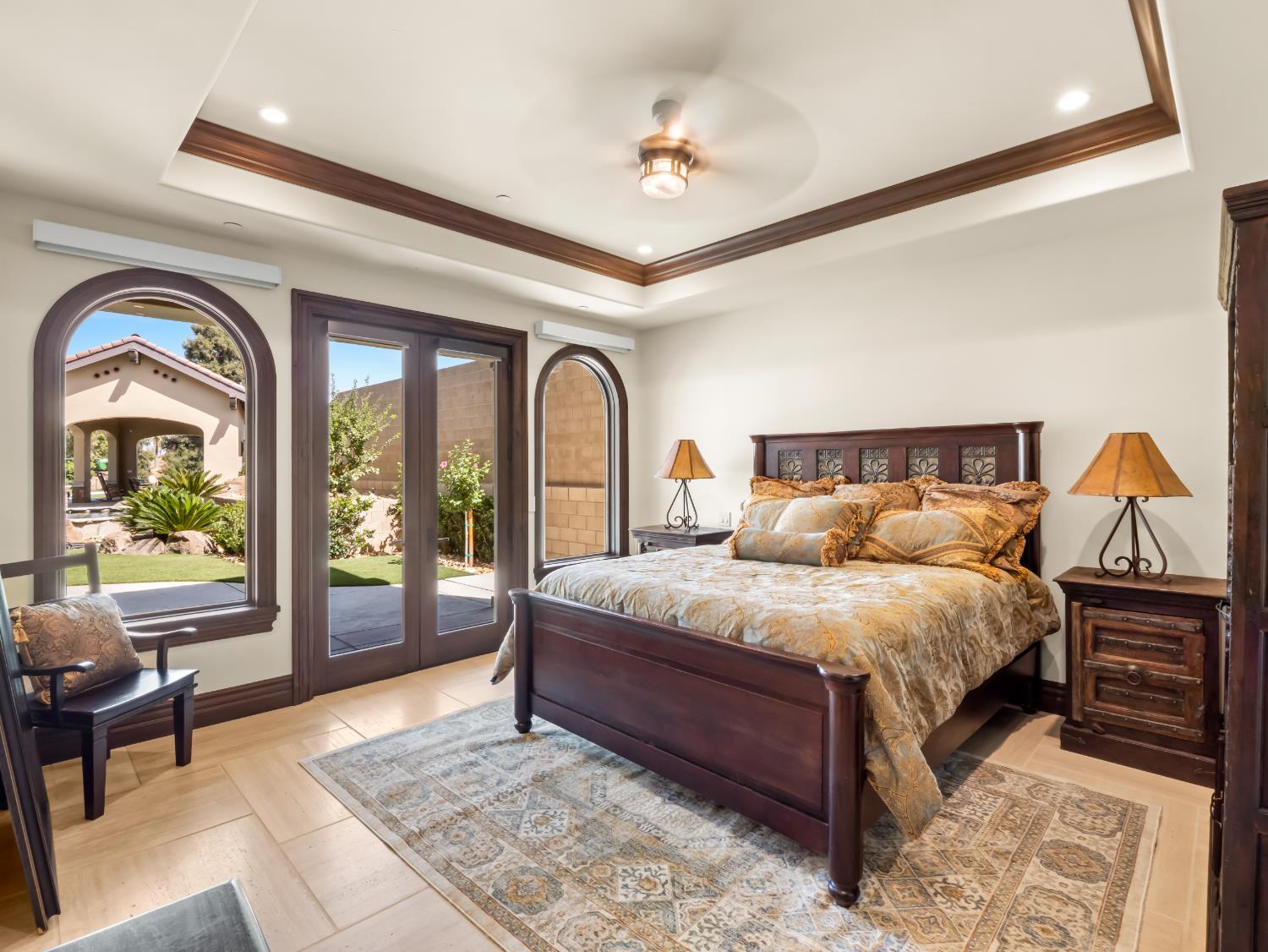 2230 E Spey Valley Dr, Fresno, CA 93730