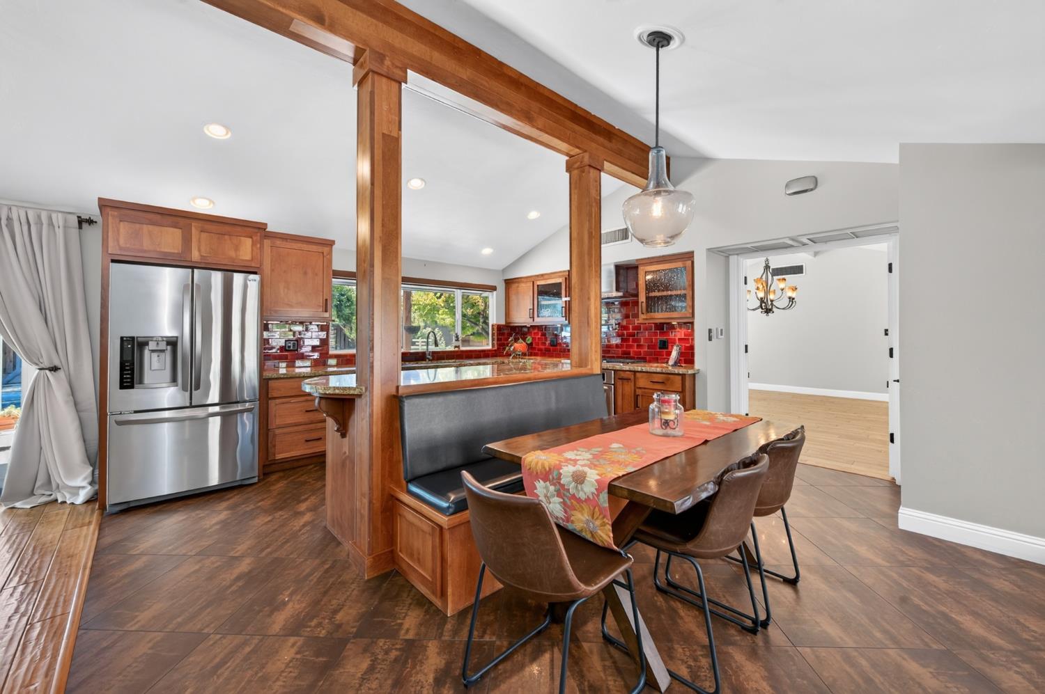 183 W Indianapolis Ave, Fresno, CA 93705