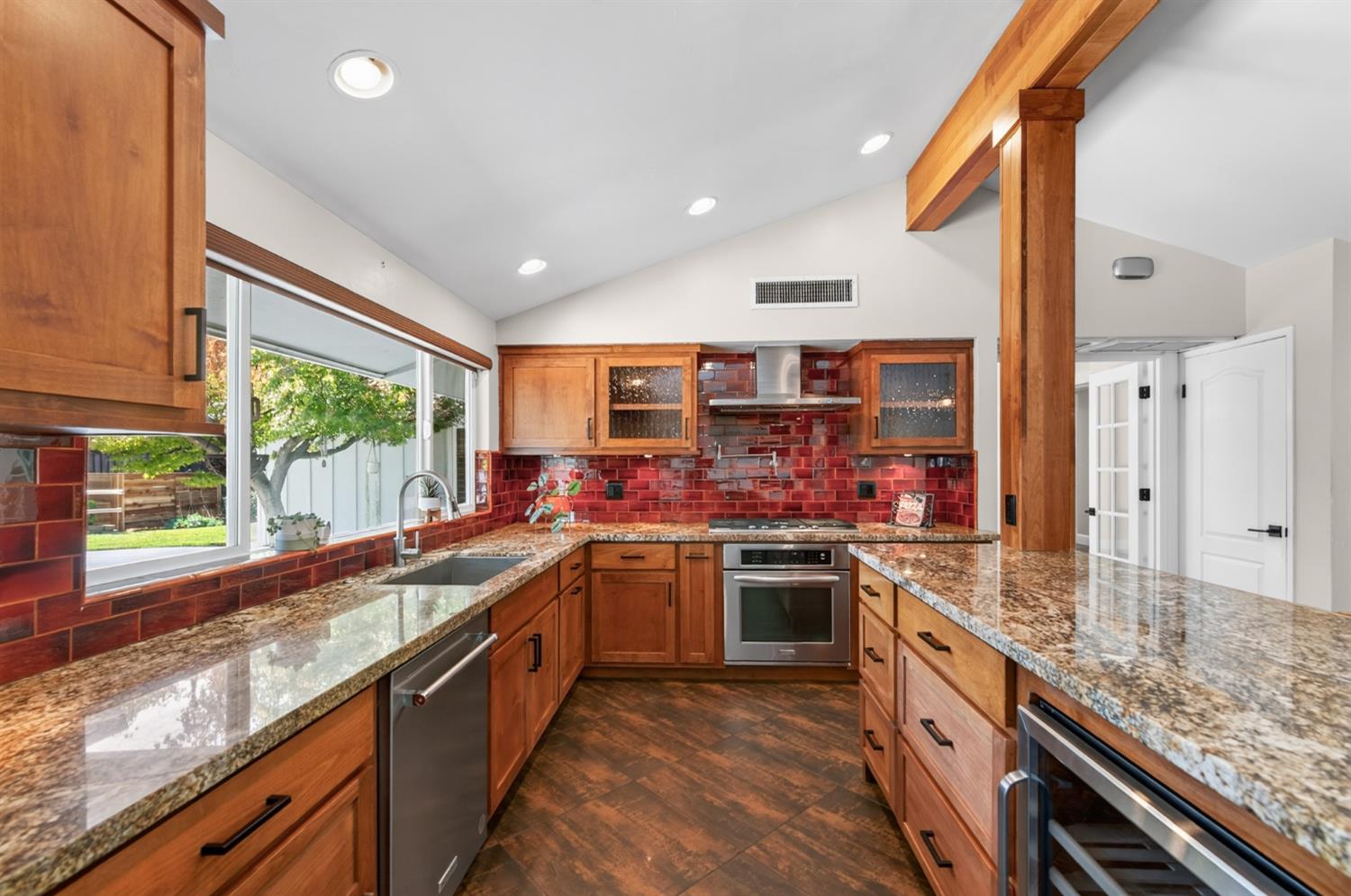 183 W Indianapolis Ave, Fresno, CA 93705