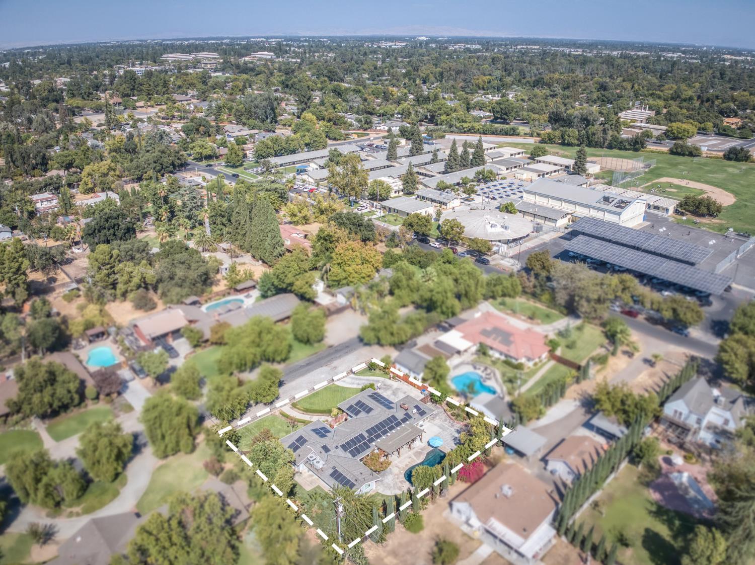 183 W Indianapolis Ave, Fresno, CA 93705