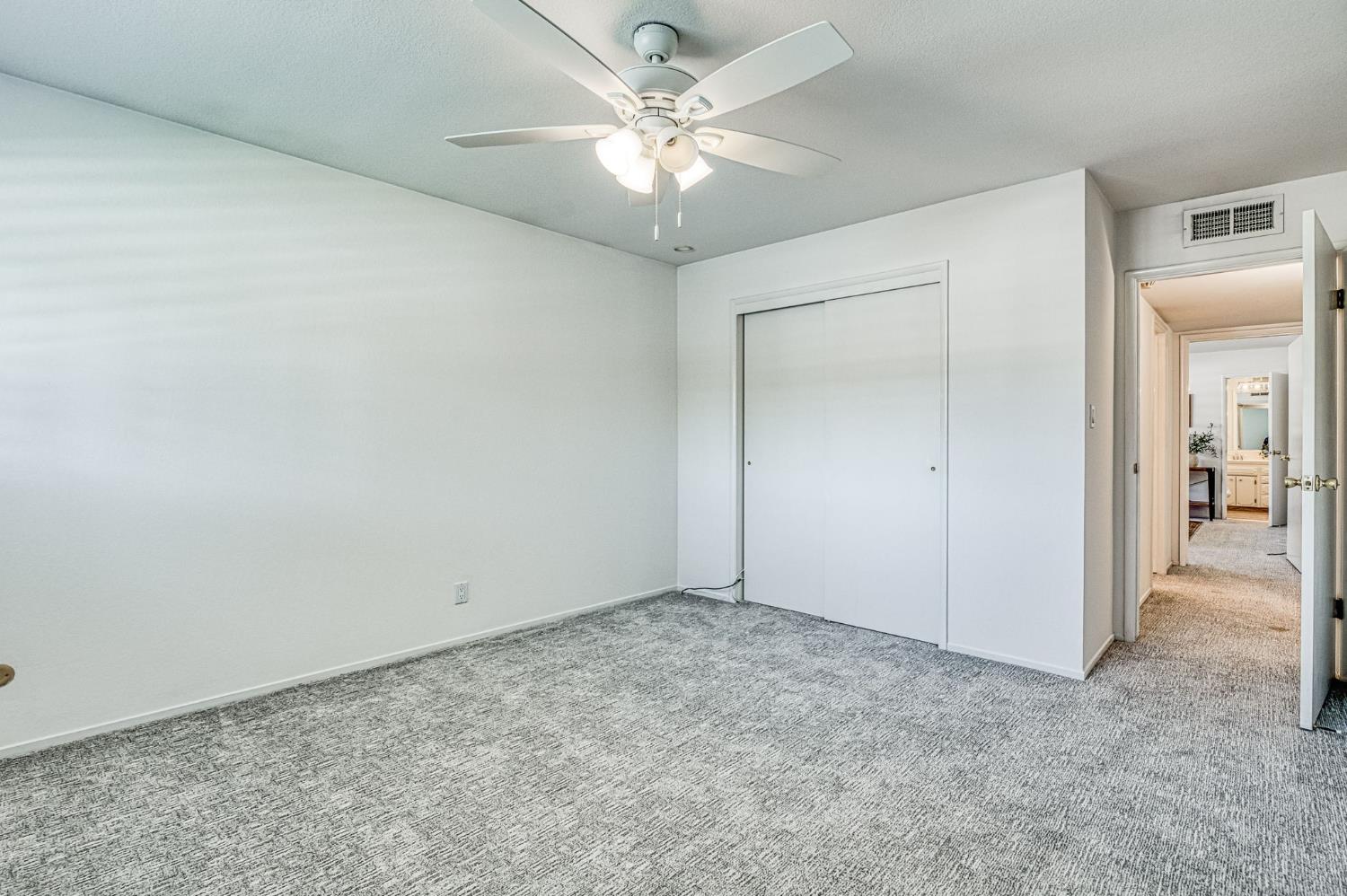 6350 N 10Th St, Fresno, CA 93710