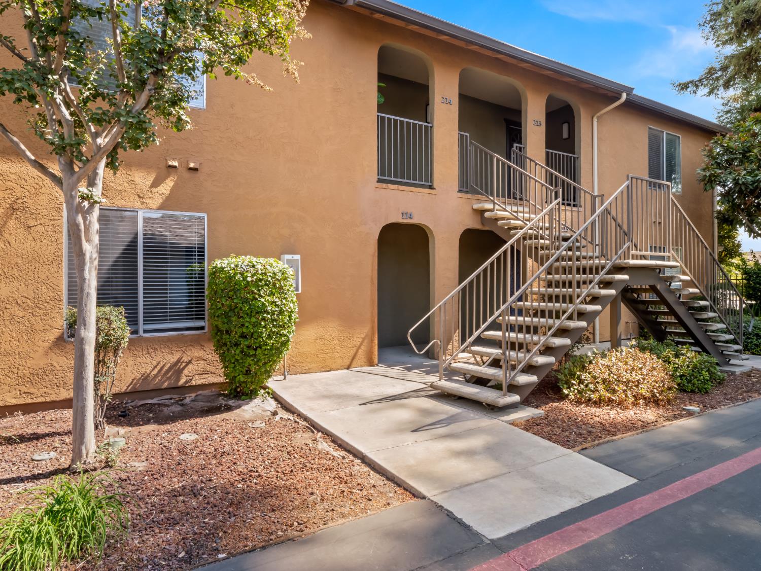 5145 E Lane Ave #114, Fresno, CA 93727