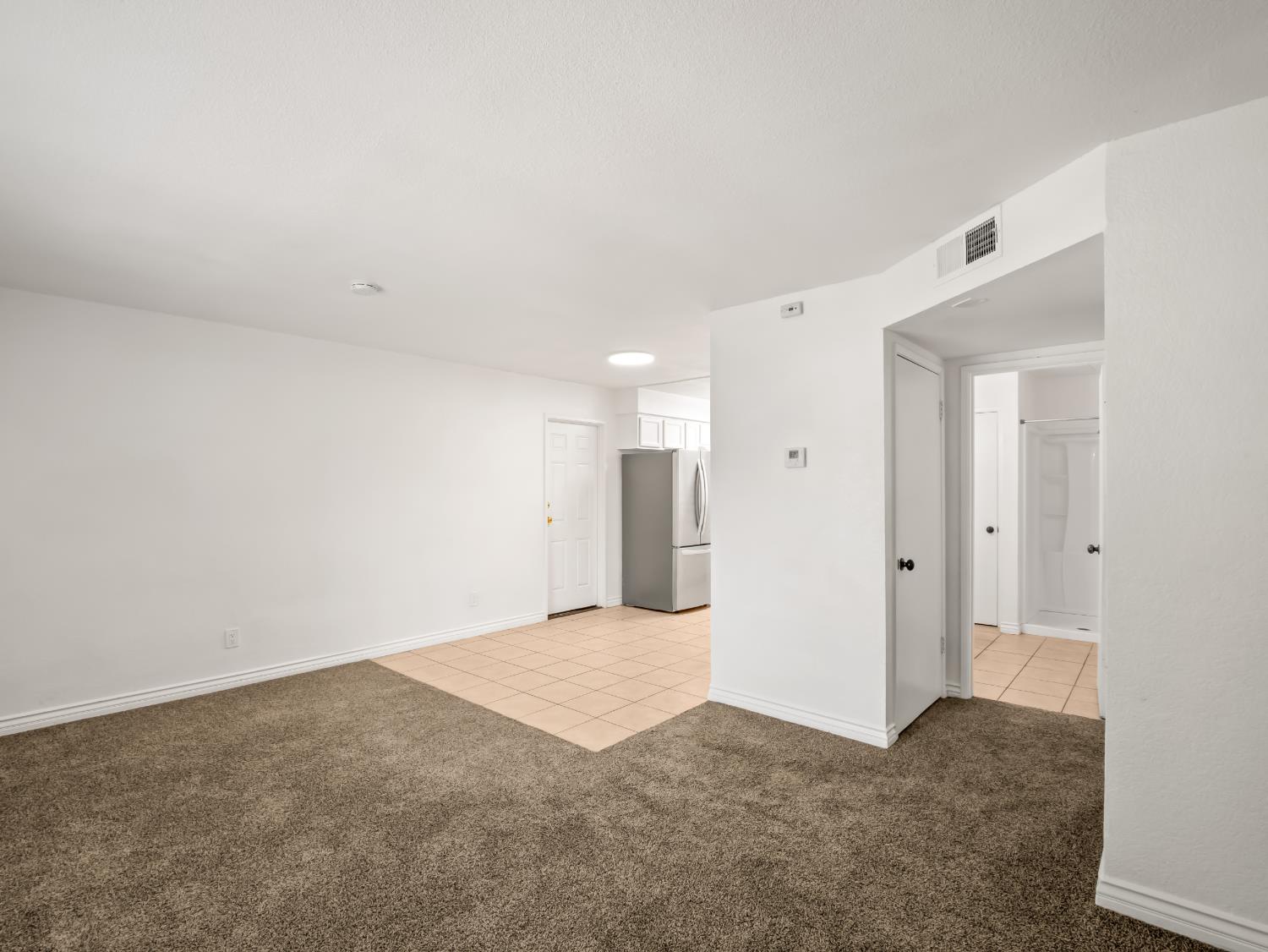 5145 E Lane Ave #114, Fresno, CA 93727
