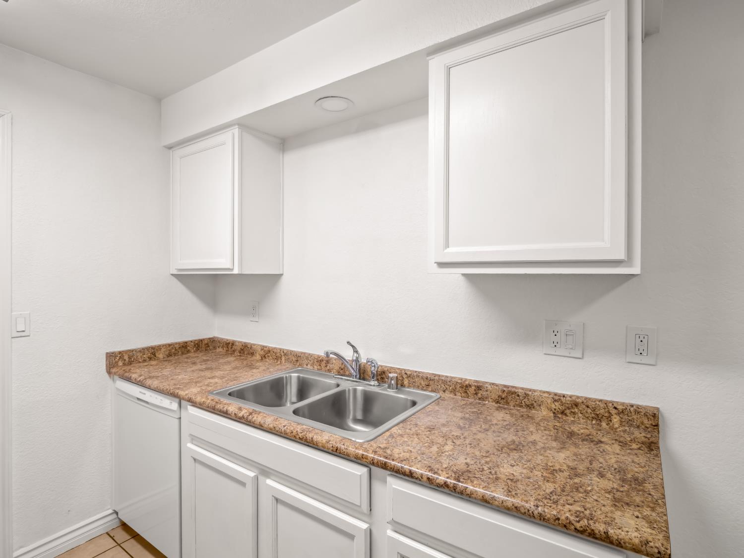 5145 E Lane Ave #114, Fresno, CA 93727
