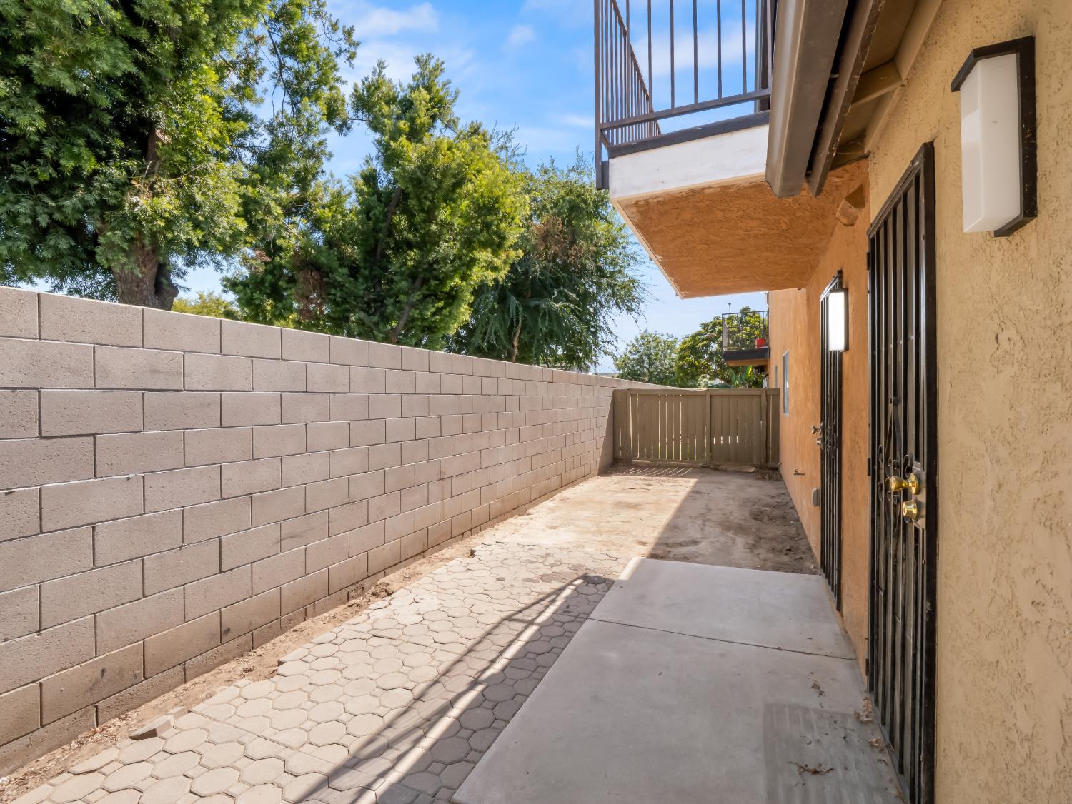 5145 E Lane Ave #114, Fresno, CA 93727