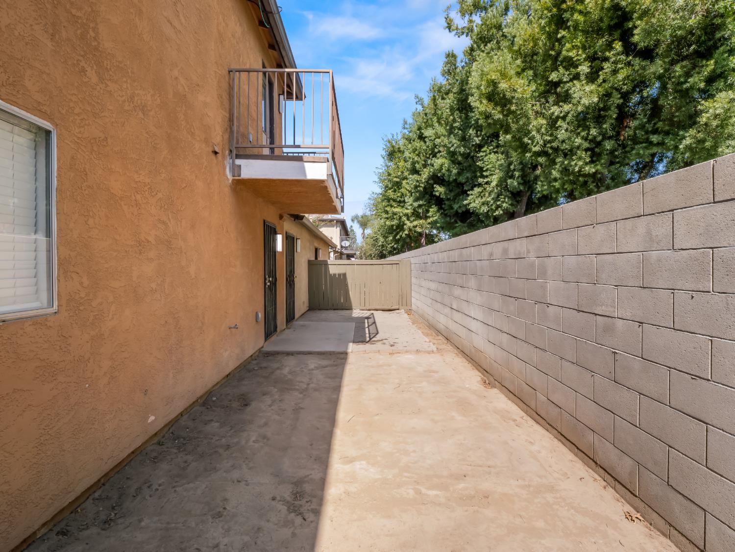 5145 E Lane Ave #114, Fresno, CA 93727