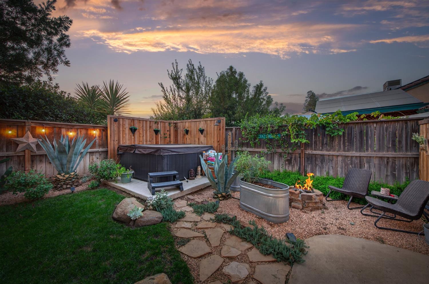9365 N Archie Ave, Fresno, CA 93720