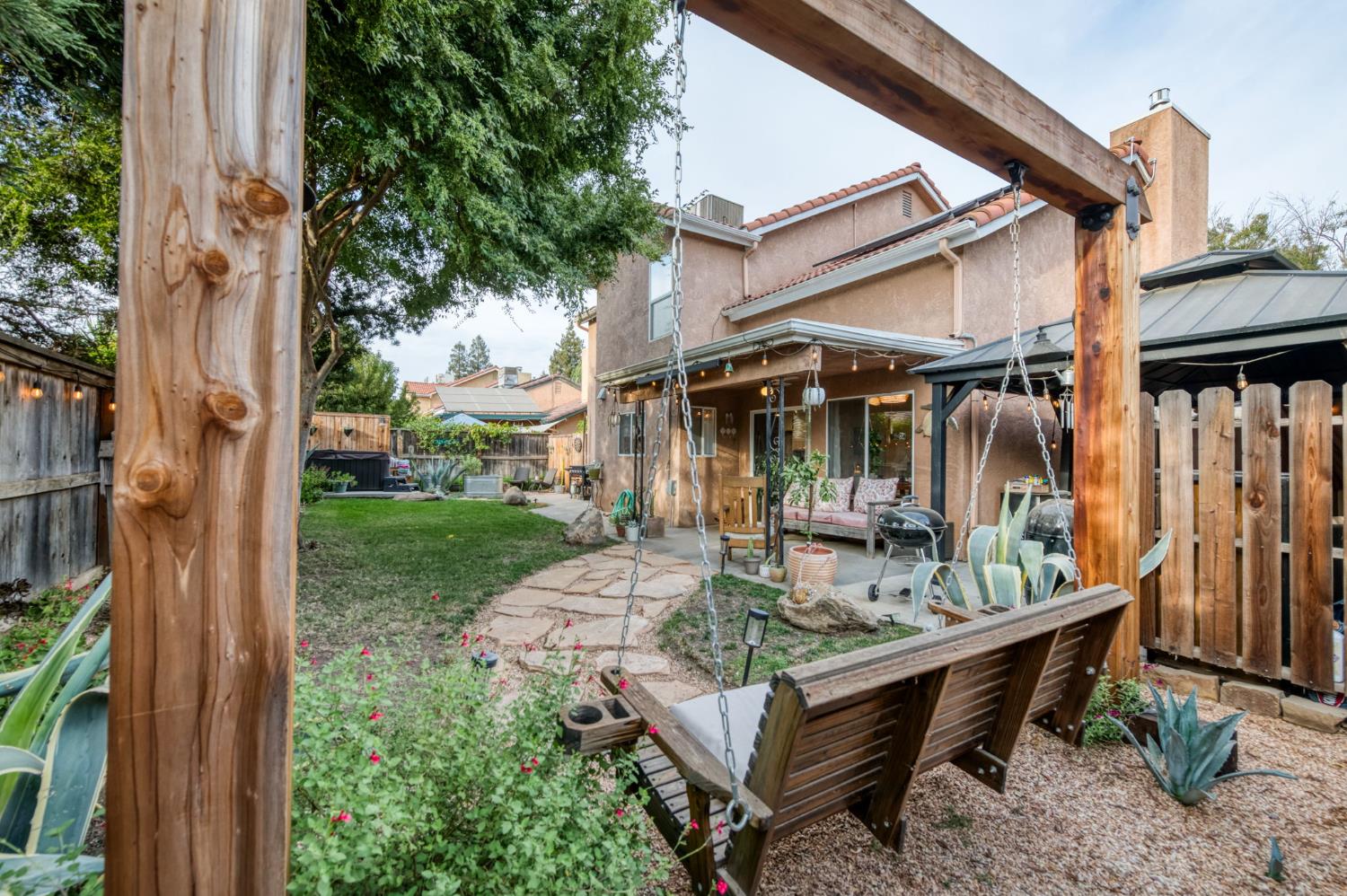 9365 N Archie Ave, Fresno, CA 93720