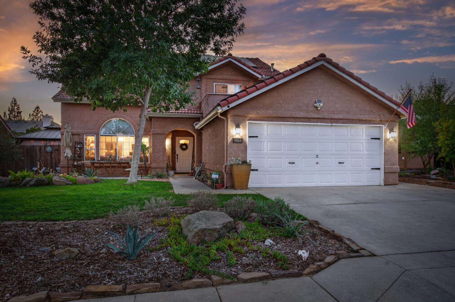 9365 N Archie Ave, Fresno, CA 93720