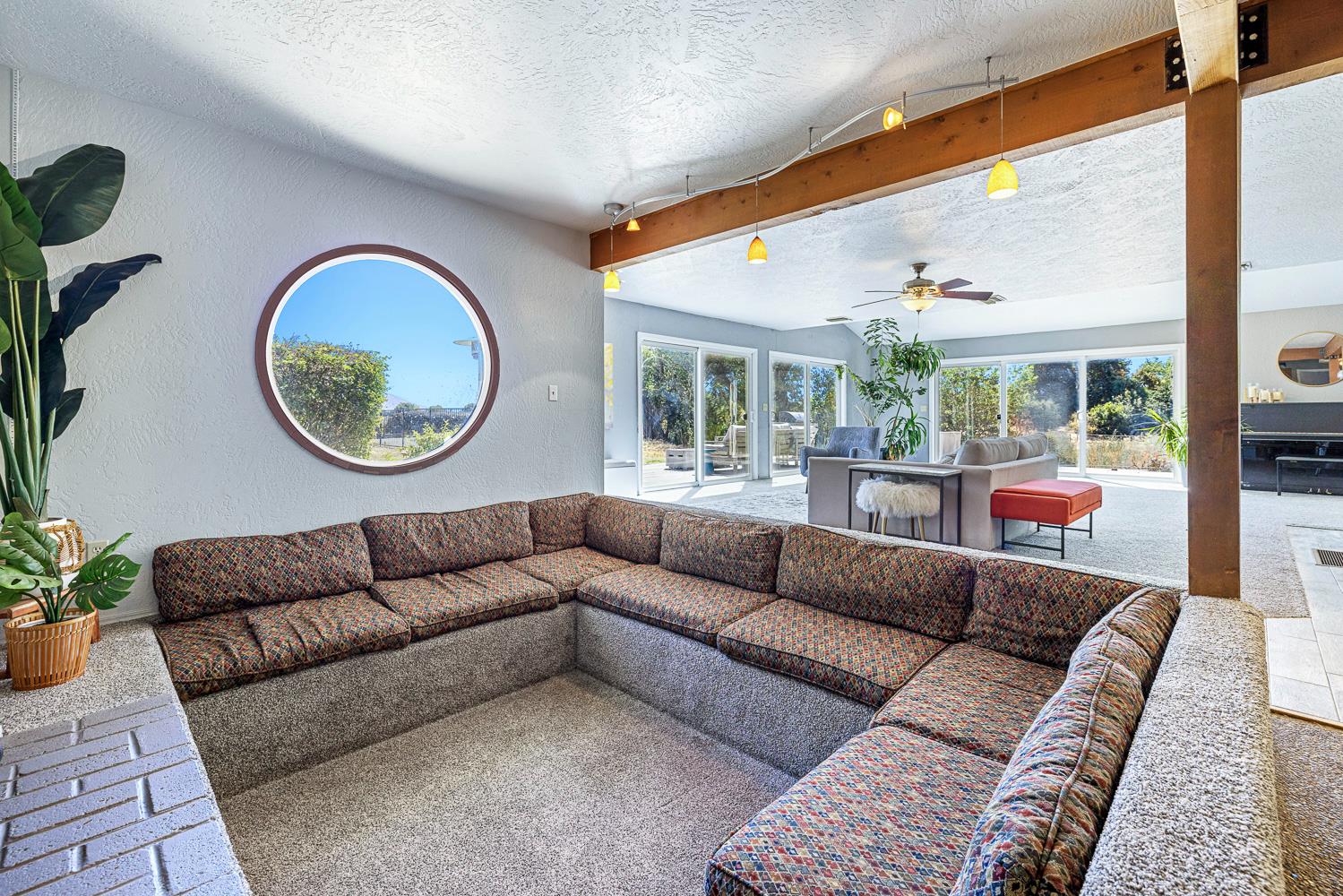 4606 N Kittyhawk Ave, Sanger, CA 93657