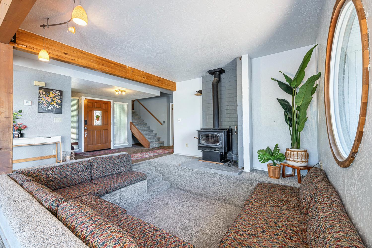 4606 N Kittyhawk Ave, Sanger, CA 93657