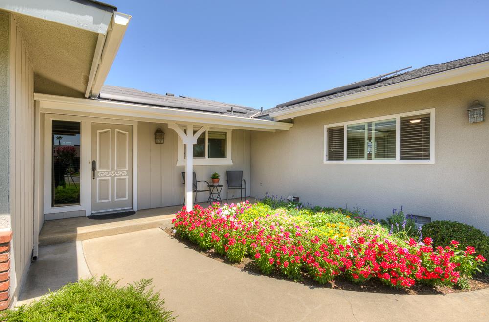 824 W Herbert Ave, Reedley, CA 93654