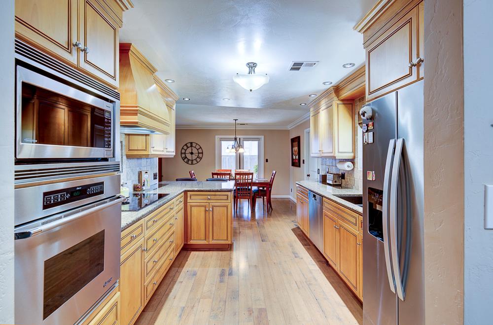 824 W Herbert Ave, Reedley, CA 93654