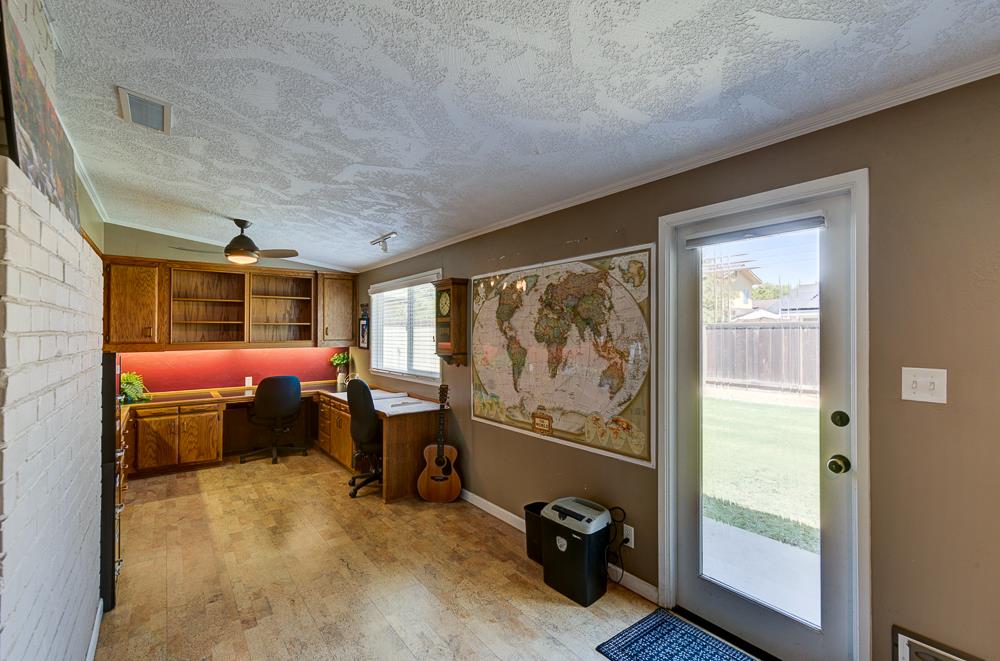 824 W Herbert Ave, Reedley, CA 93654