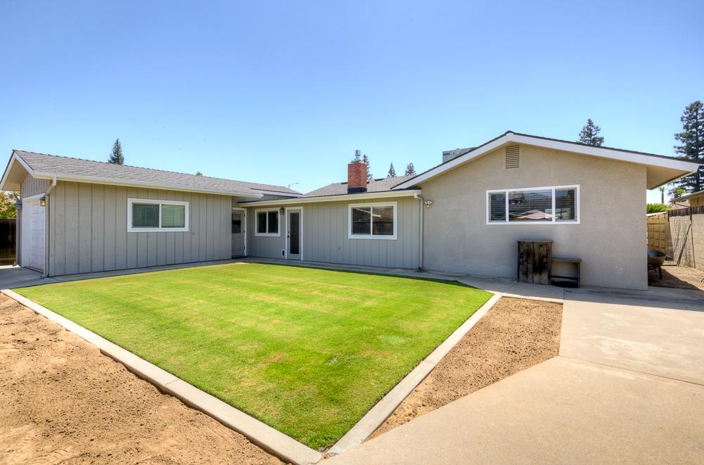 824 W Herbert Ave, Reedley, CA 93654