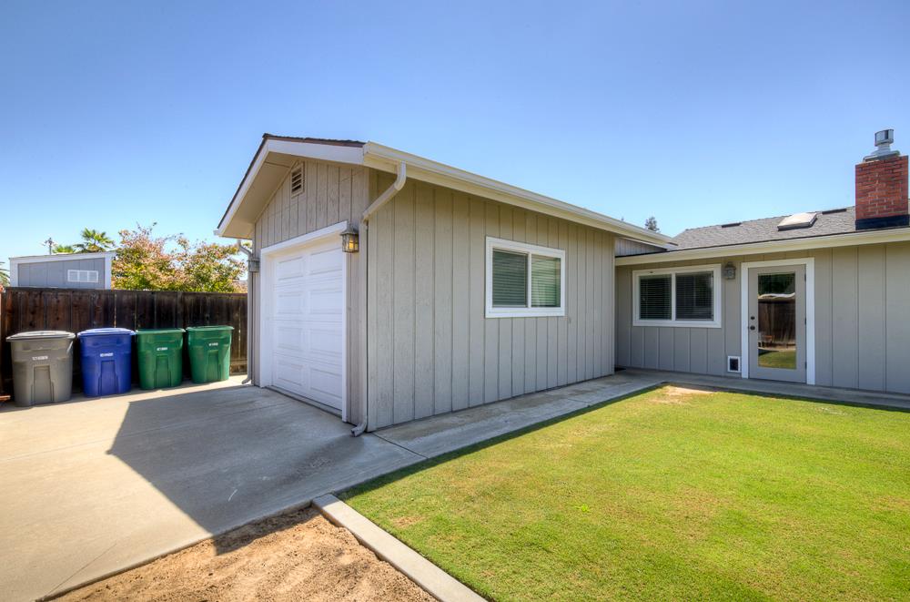 824 W Herbert Ave, Reedley, CA 93654