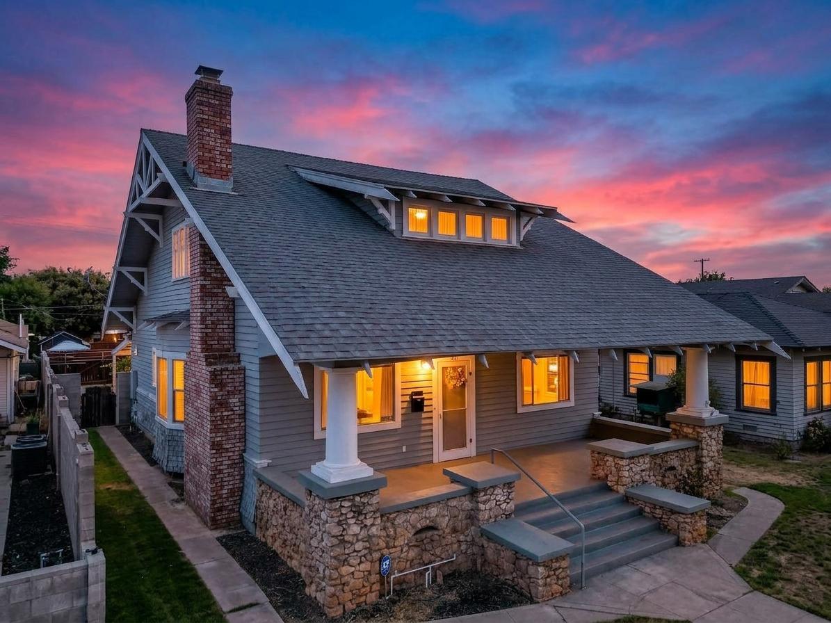 511 N St, Sanger, CA 93657