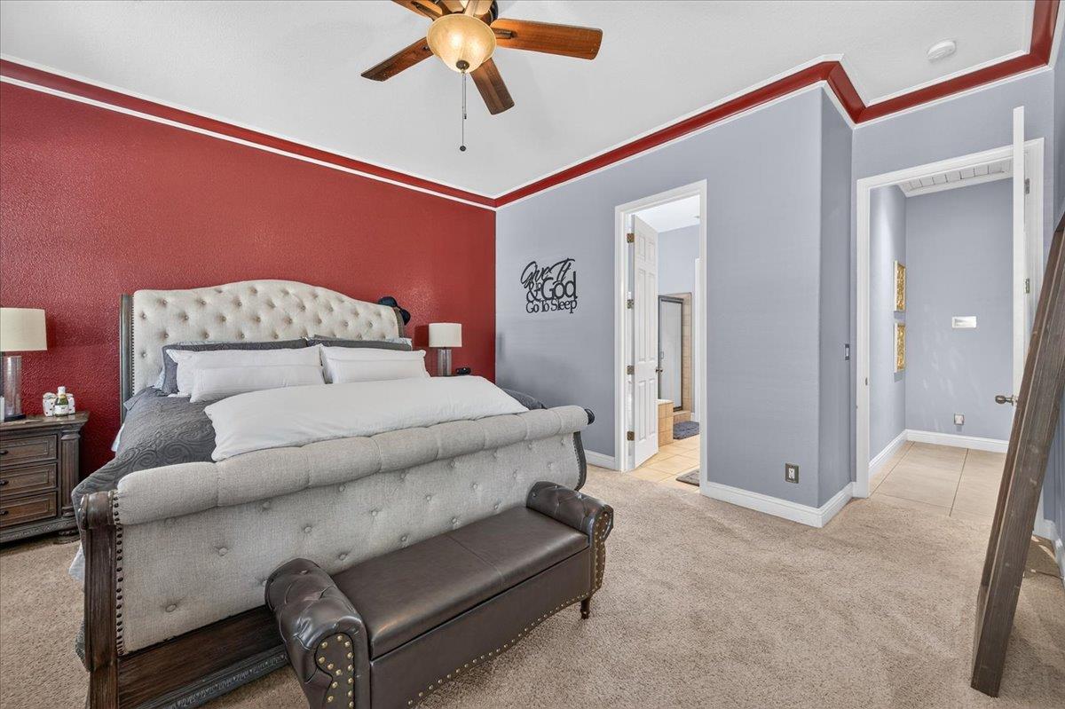 6580 W Wrenwood Ln, Fresno, CA 93723