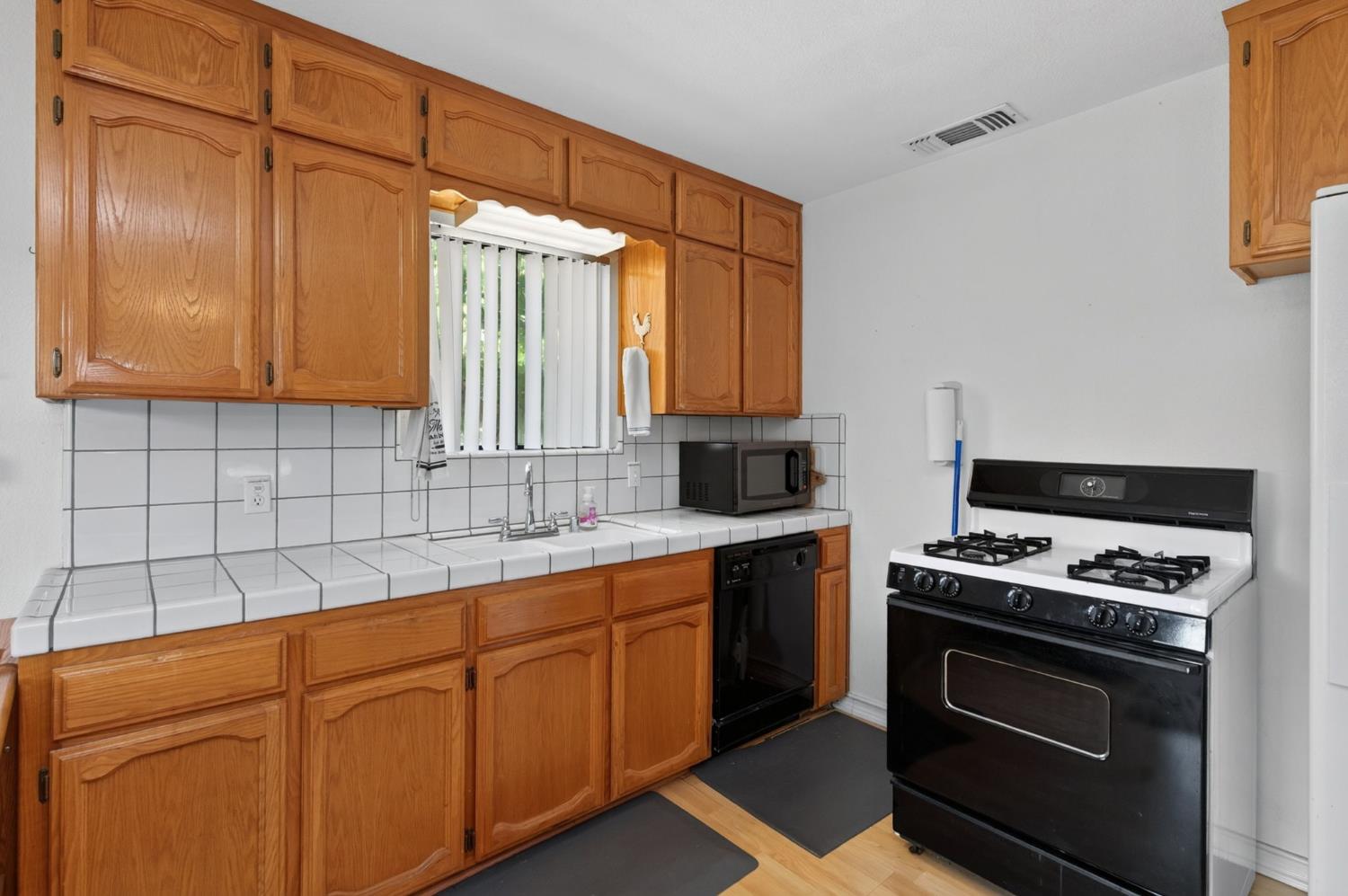 46250 Brookside Rd, Miramonte, CA 93641