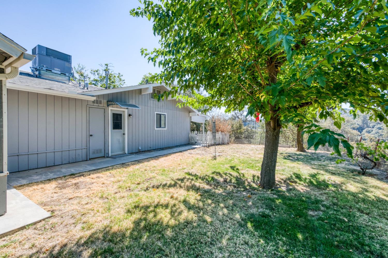 46250 Brookside Rd, Miramonte, CA 93641