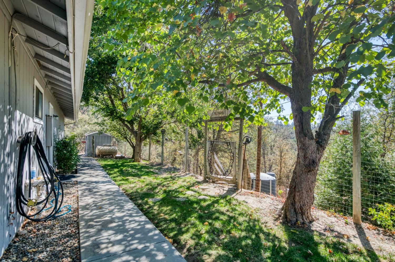 46250 Brookside Rd, Miramonte, CA 93641