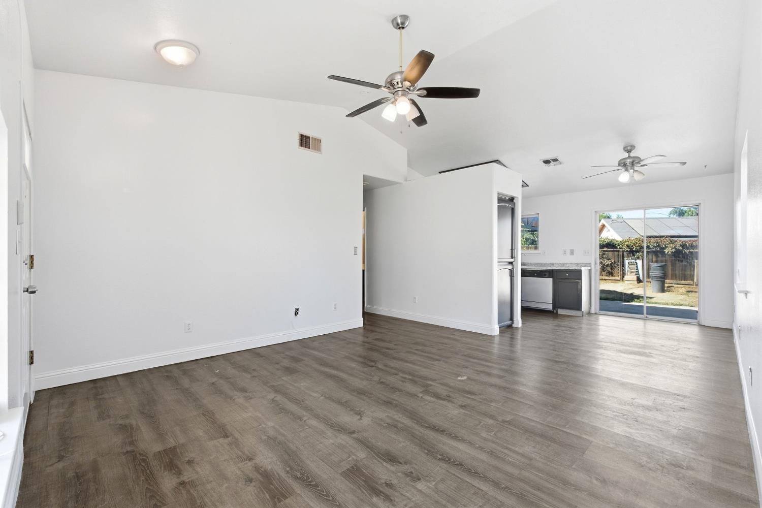 2332 S Karen Ave, Fresno, CA 93725