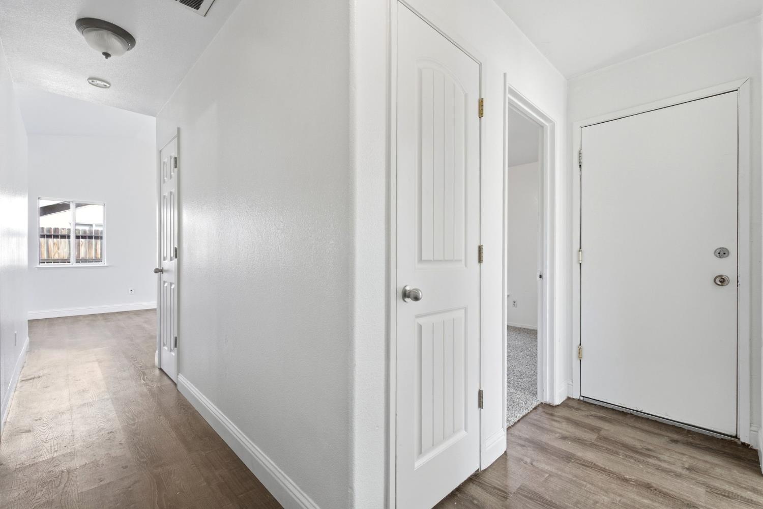 2332 S Karen Ave, Fresno, CA 93725