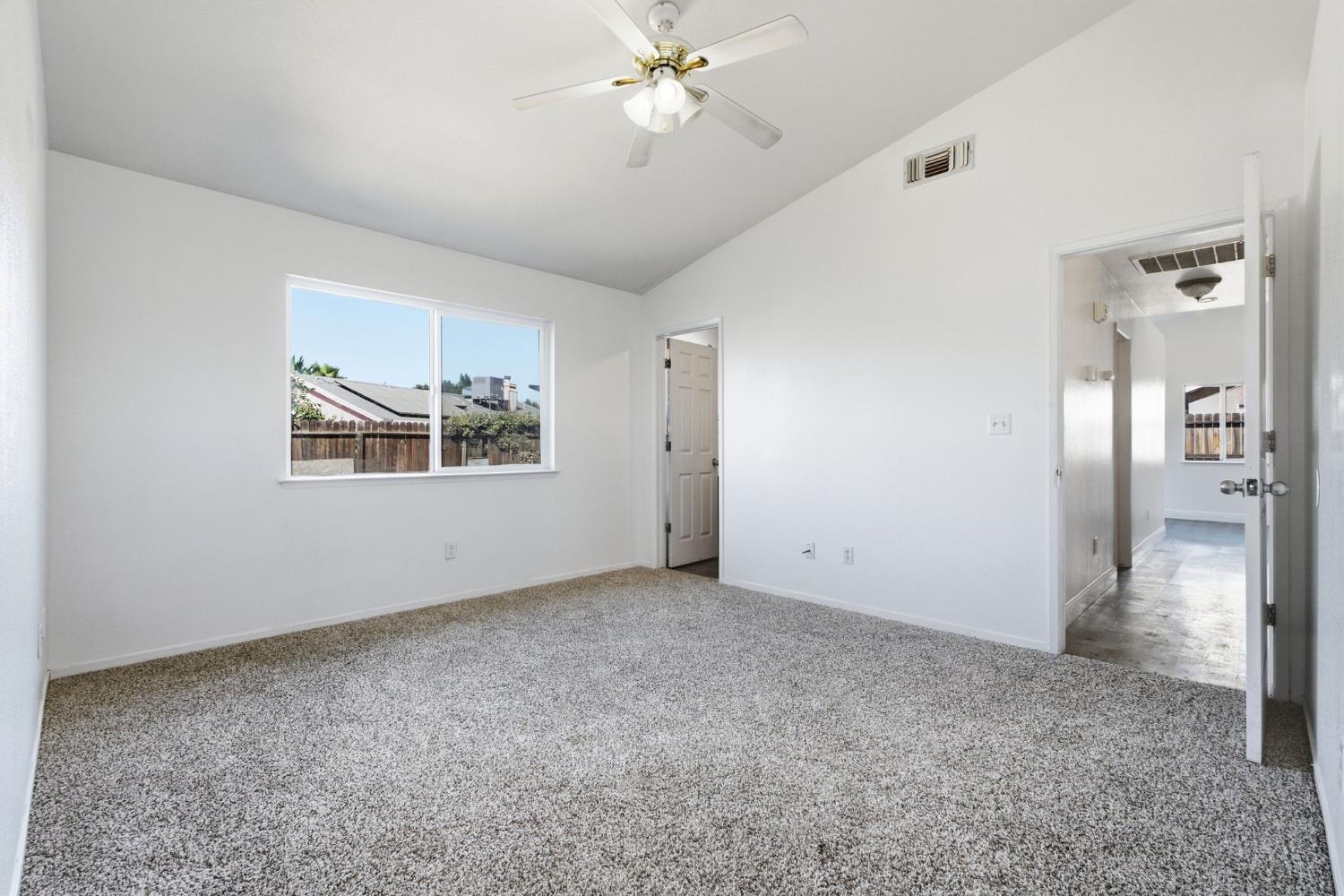 2332 S Karen Ave, Fresno, CA 93725