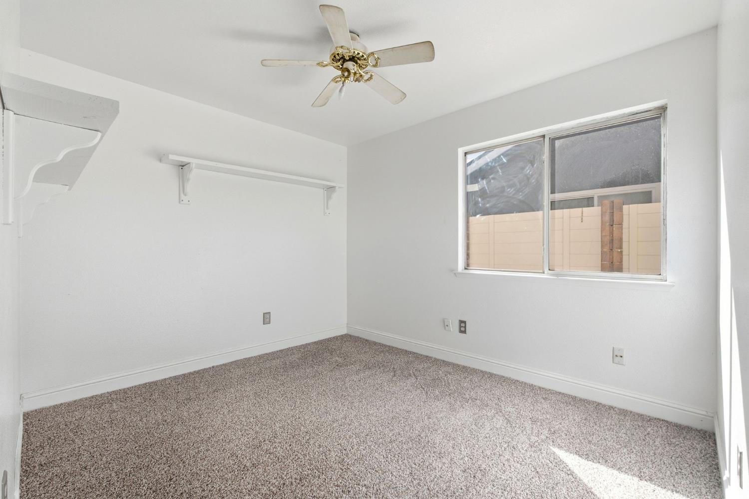 2332 S Karen Ave, Fresno, CA 93725