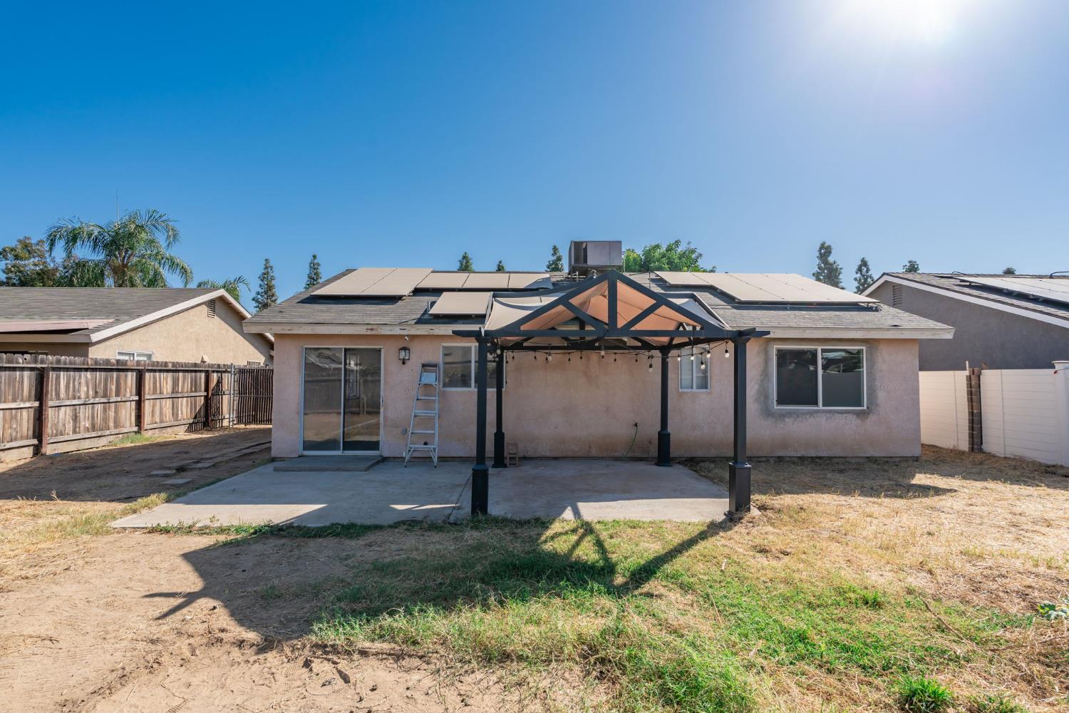 2332 S Karen Ave, Fresno, CA 93725
