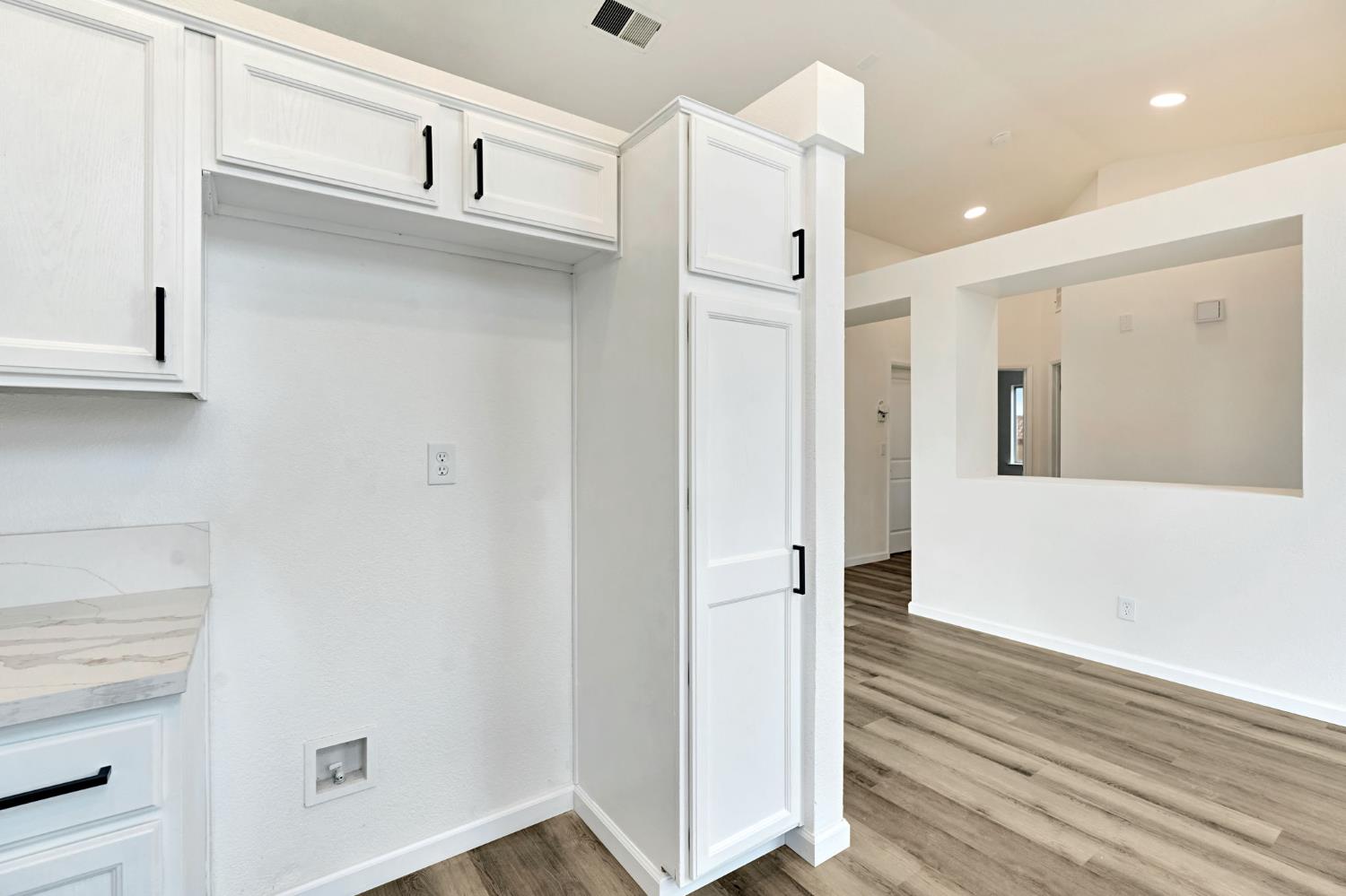 5558 W Ashcroft Ave, Fresno, CA 93722