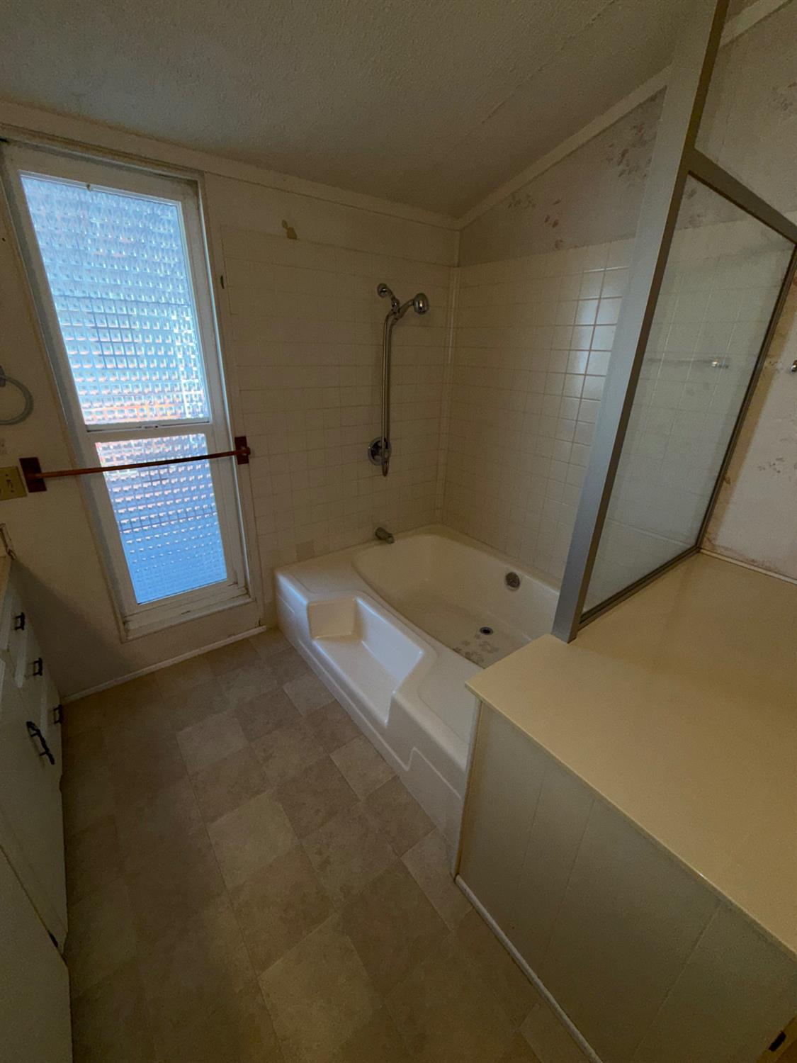 2706 W Ashlan Ave #174, Fresno, CA 93705