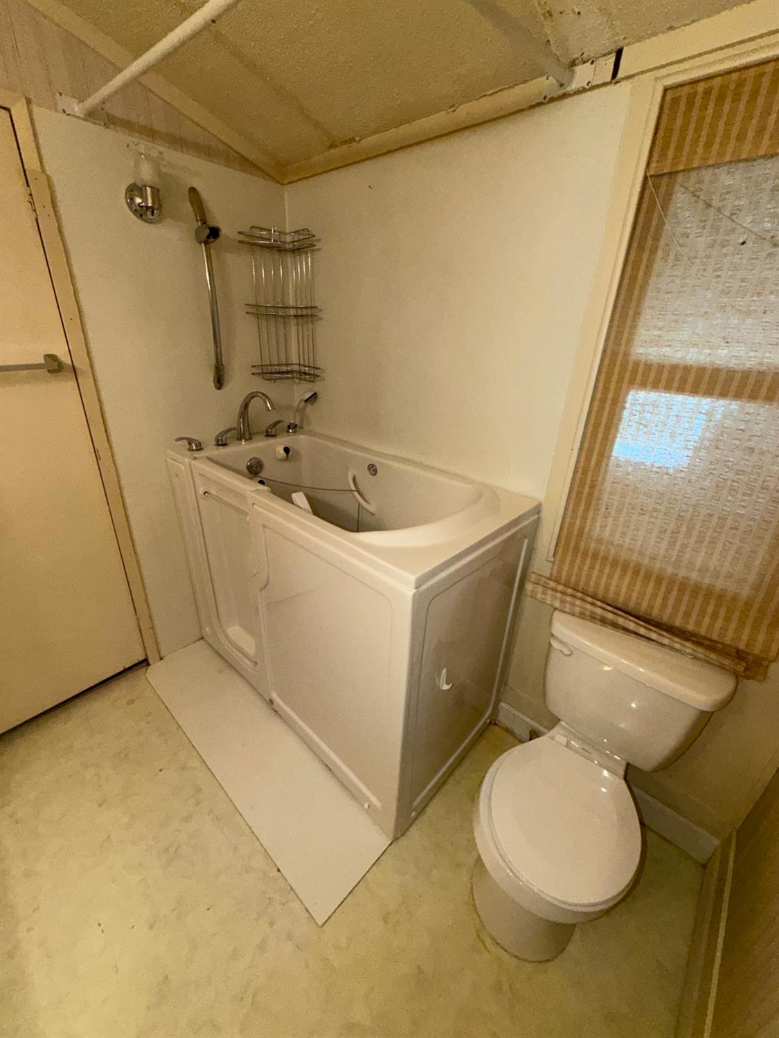 2706 W Ashlan Ave #174, Fresno, CA 93705