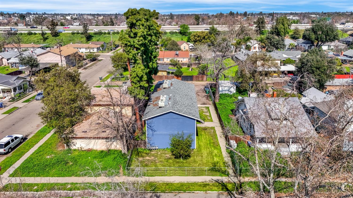 2311 E White Ave, Fresno, CA 93701