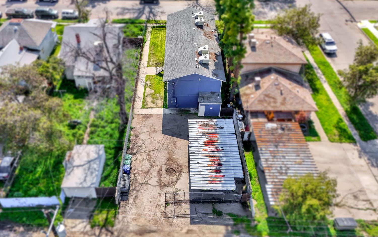2311 E White Ave, Fresno, CA 93701